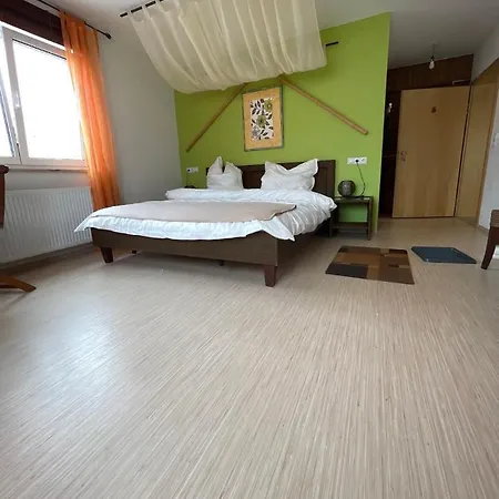 Mainsommer Maison d'hôtes 3*